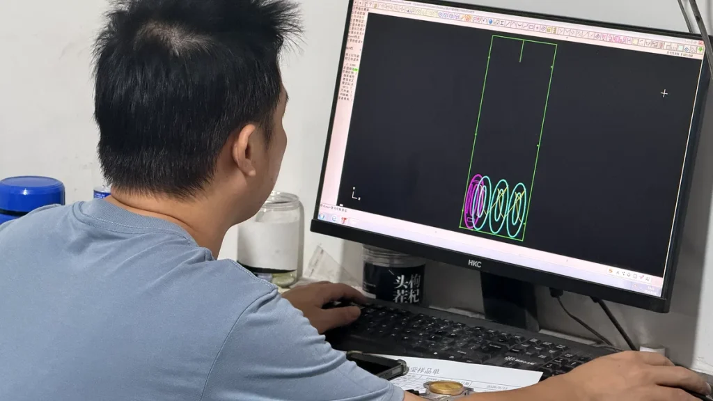 Preparing component profiles in CAD for acetate sample development